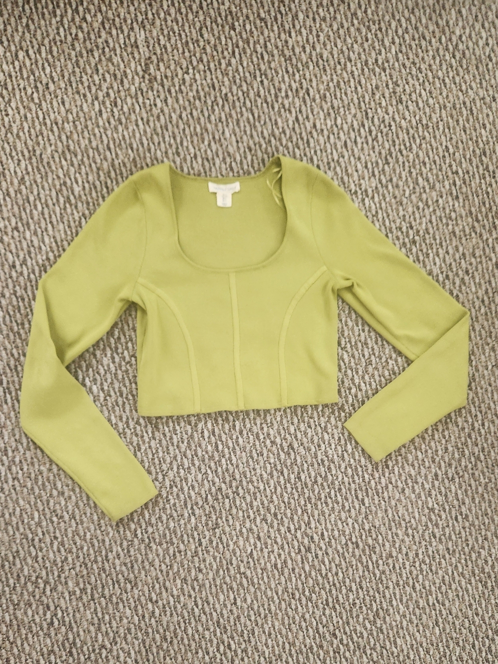 Scoop-Neck Lime Green Long-Sleeve Cropped Top